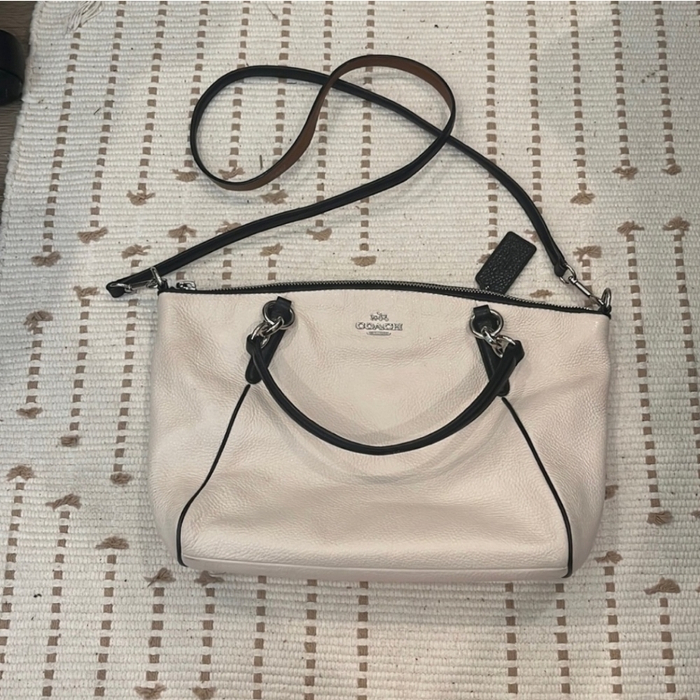 Like new Coach purse